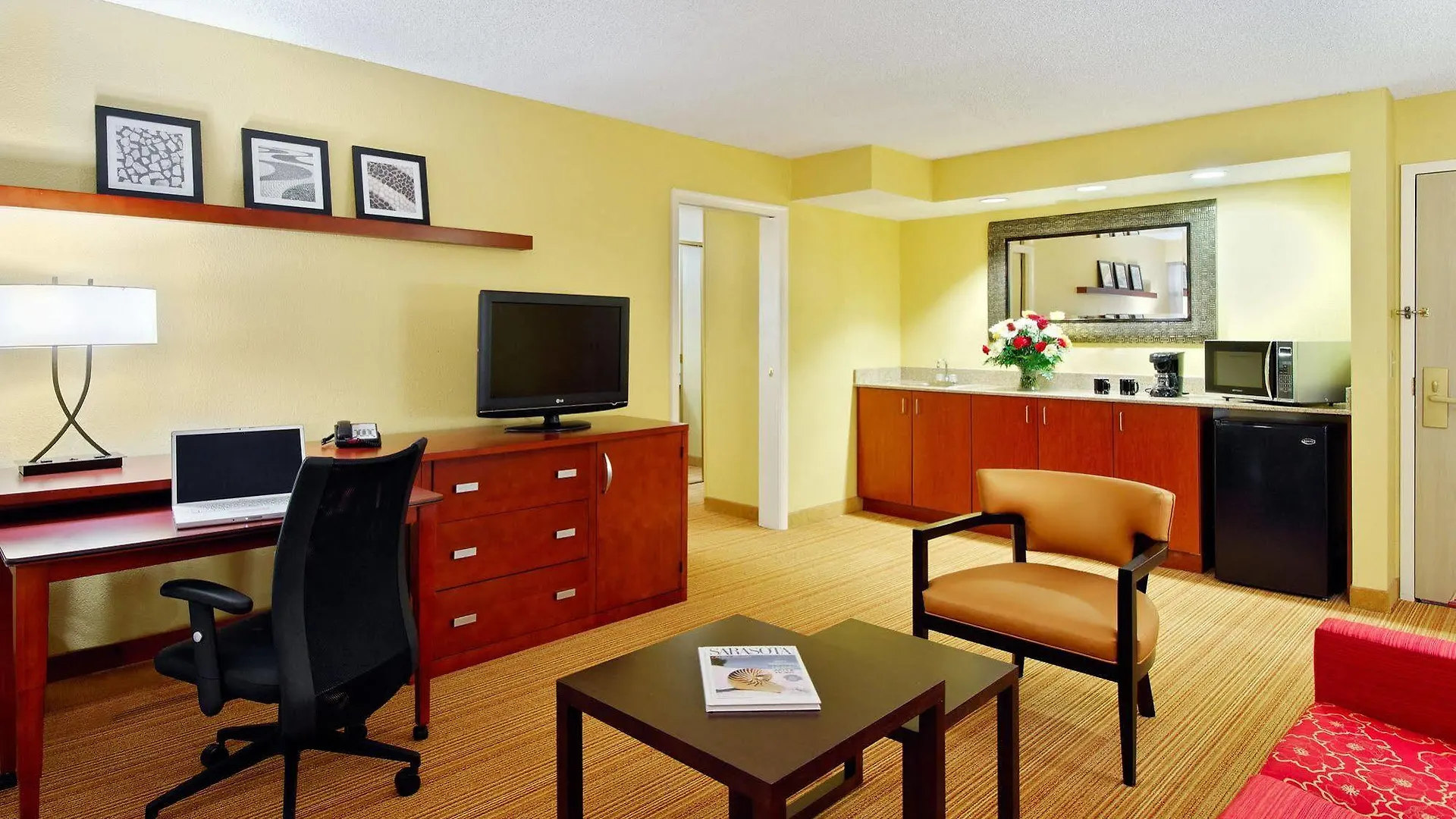 Courtyard Sarasota Bradenton Airport Hotel